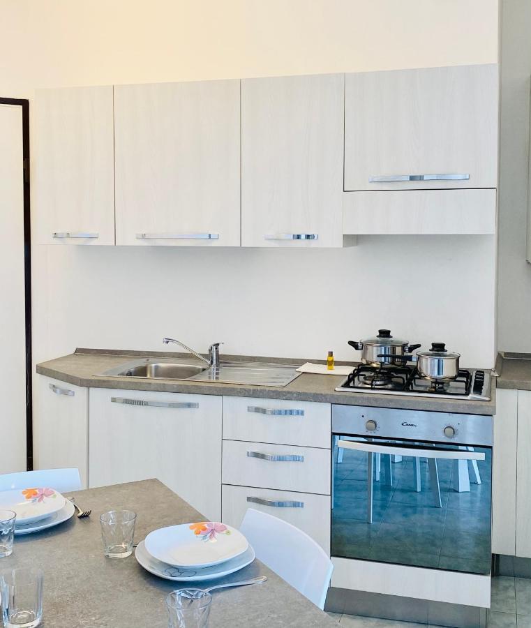 Margherita 8 Apartment - Ground Floor リミニ エクステリア 写真