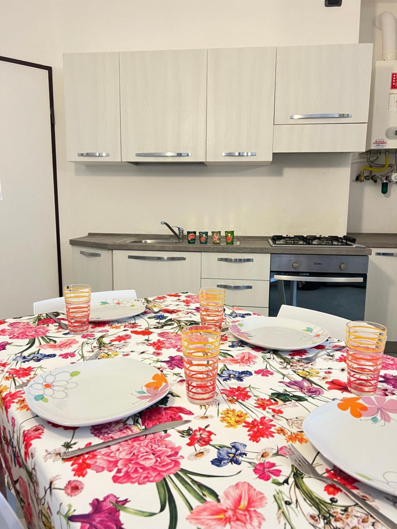 Margherita 8 Apartment - Ground Floor リミニ エクステリア 写真